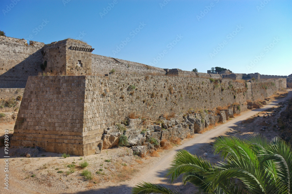 Родос, Стены старого города