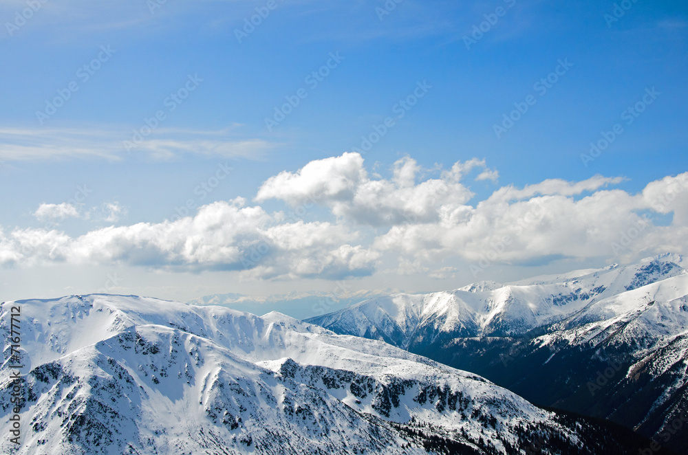 Obraz premium winter panorama of mountains