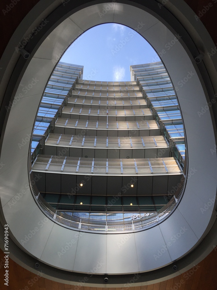 Fototapeta premium Palazzo piazza Gae Aulenti architettura Milano