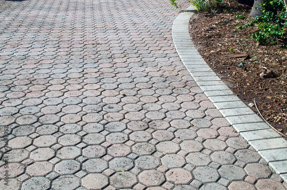 octagon shaped bricked driveway
