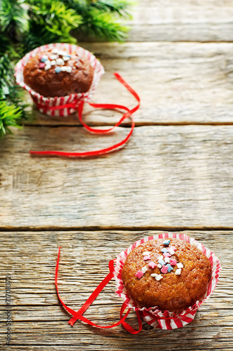 muffins with cinnamon and colorful topping