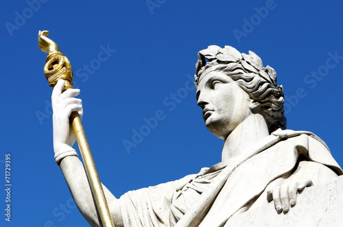Obraz na płótnie Assemblée Nationale - Statue Loi 