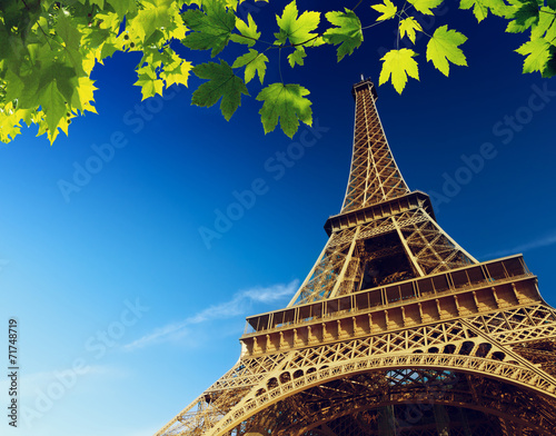 Eiffel tower, Paris © Iakov Kalinin