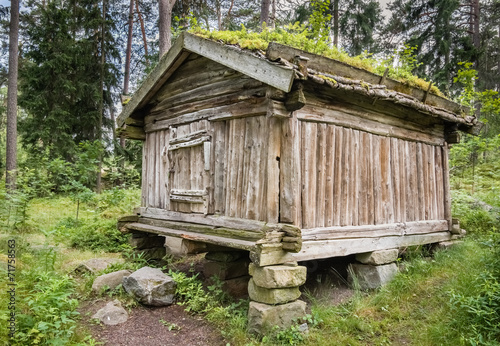 Obraz na płótnie Old Barn in Helsinki Seurasaari w salonie