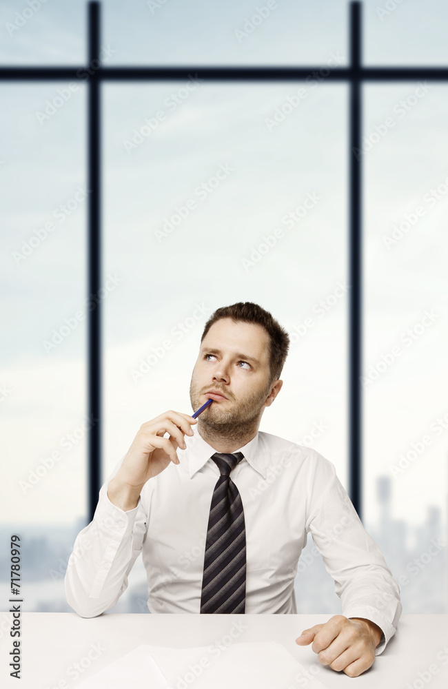 busienssman thinking