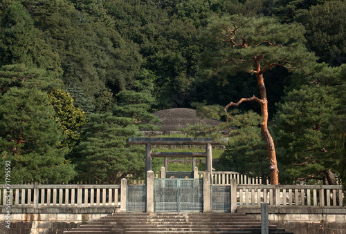 Tomb of Empress Shoken, Kyoto, Japan photo