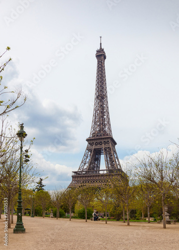 Tour Eiffel in Paris © Antonio Gravante
