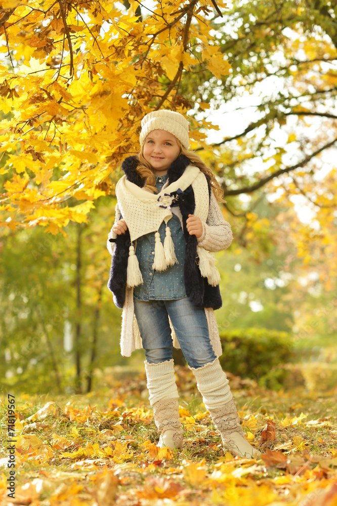 girl in white boots girl in white boots