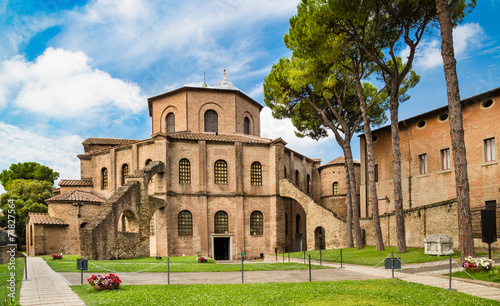 Fotografie, Obraz Famous Basilica di San Vitale in Ravenna, Italy