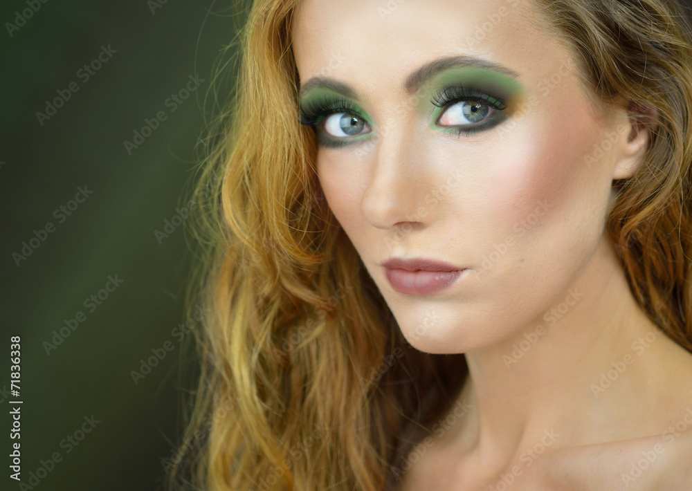 Fototapeta premium Green eyes makeup