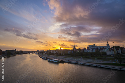 wieczorna panorama szczecina,widok na zamek,Odrę i katedrę