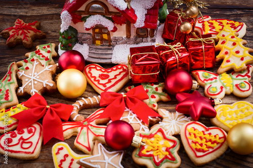 Gingerbread reindeer cookies and christmas decoration 