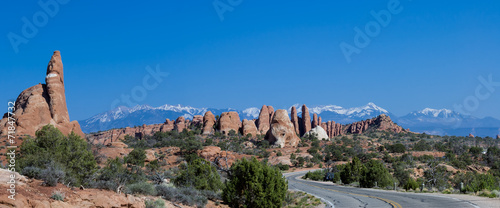 panoramic picture of road trip into Arches National Park