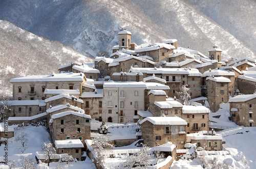 SCANNO, Abruzzo, Italy - panorama invernale 4 photo