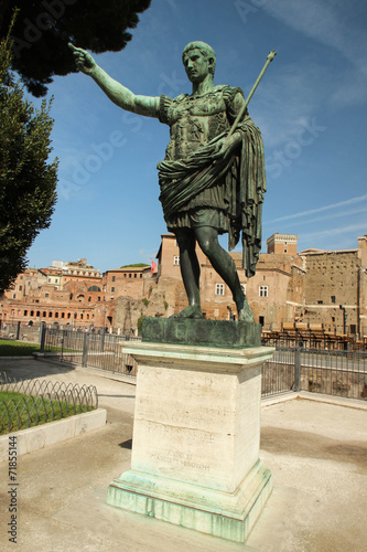 Statue d'Auguste - Rome