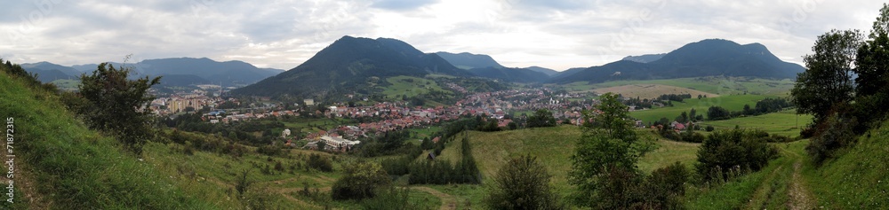 Fototapeta premium Ružomberok ze skoczni Mnich na Słowacji