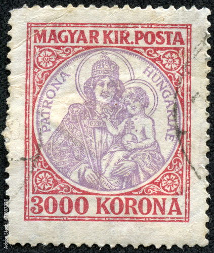 stamp printed by Hungary, shows Madonna and child