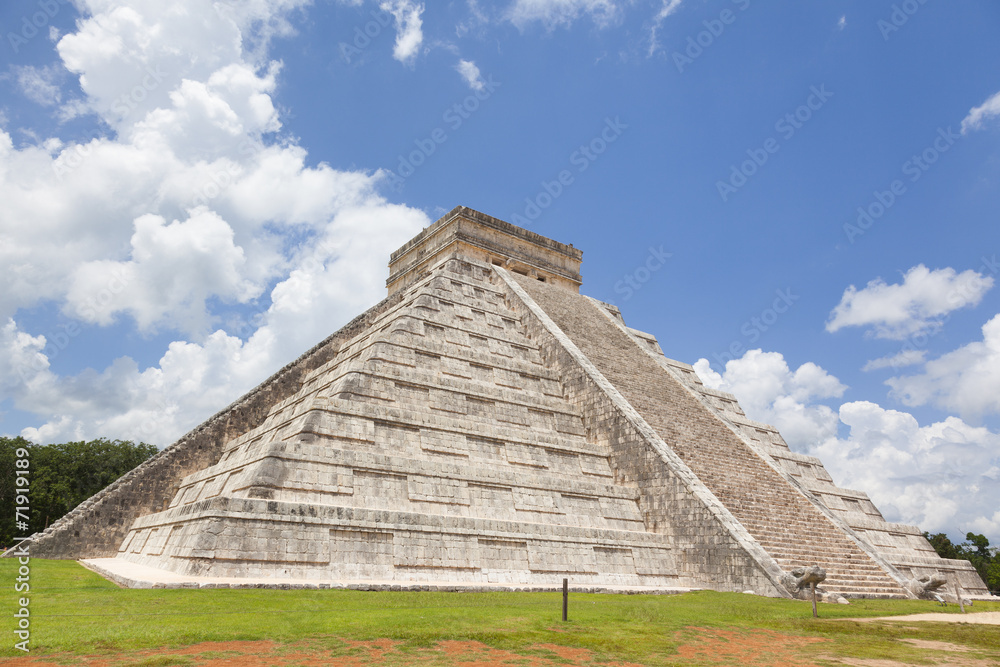 Ancient Maya pyramid, Chichen Itza Mexico