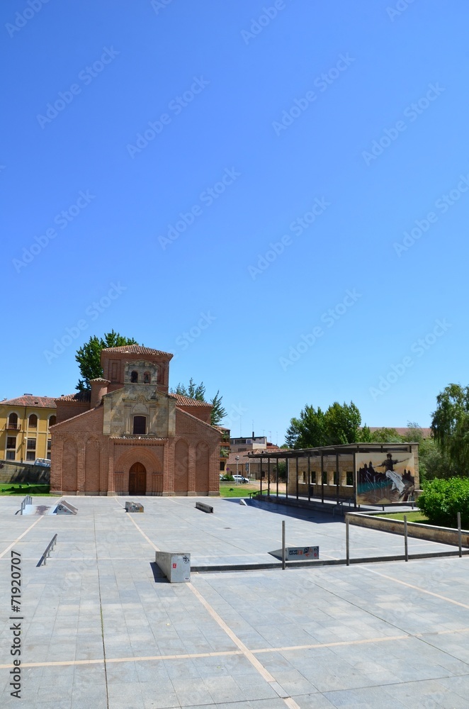 L'Église de Santiago del Arrabal , Salamanca