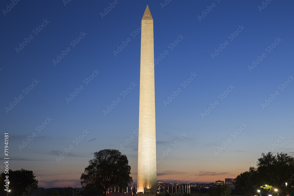 Washington monument at night, Washington.
