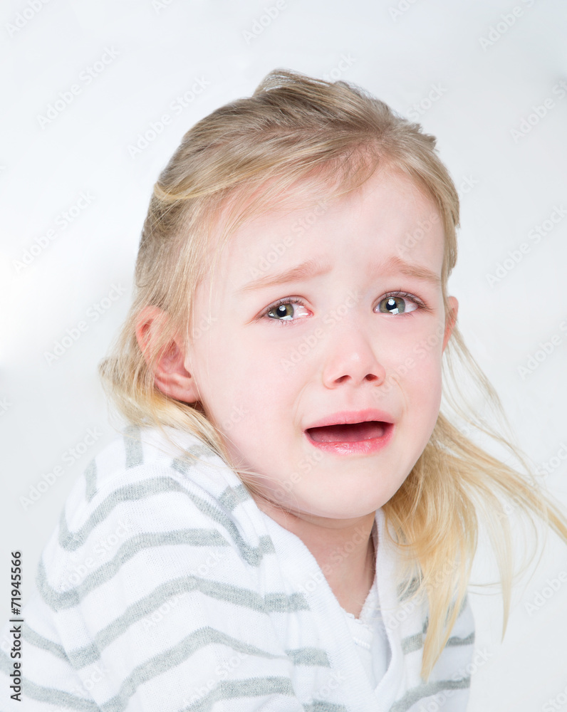 © Dave_Pot - closeup of very sad young girl © Dave_Pot - closeup of very sad young girl