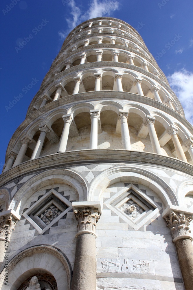 Pisa Leaning tower, architectural detail