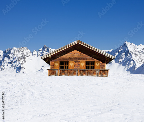 Schihütte in den Bergen