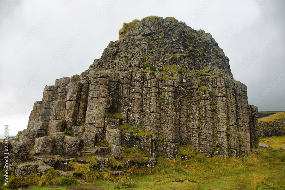 Dverghamrar sea eroded basaltic columns