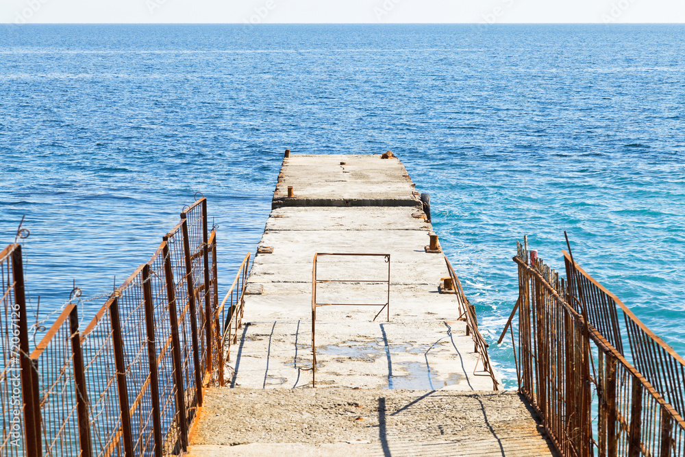 Fototapeta premium pier - breakwater in Yalta, Crimea