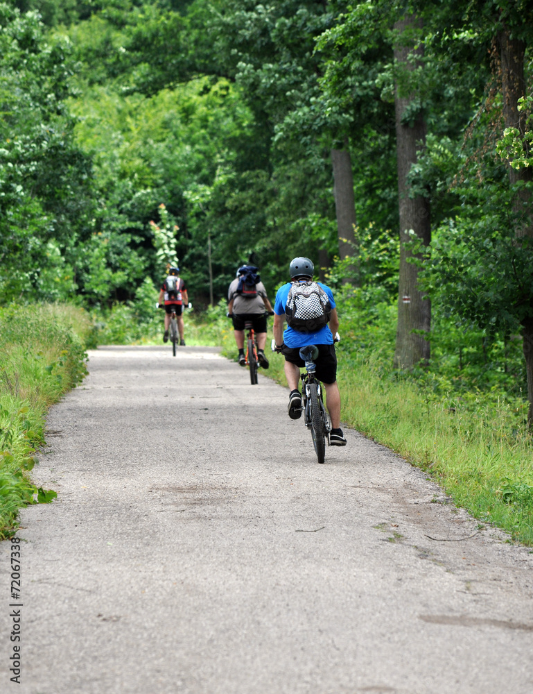 Naklejka premium Cyclists bike