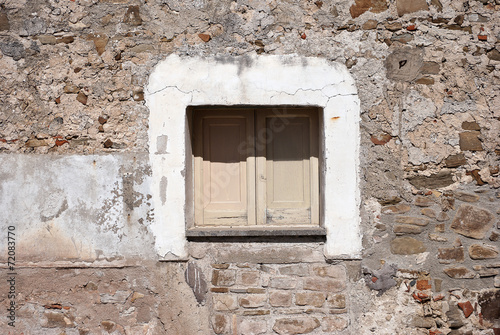Italian window © gigadesign