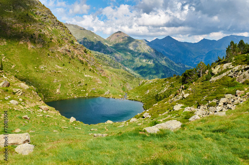 Estany Primer. Tristaina Lakes  Estanis de Tristaina . Andorra