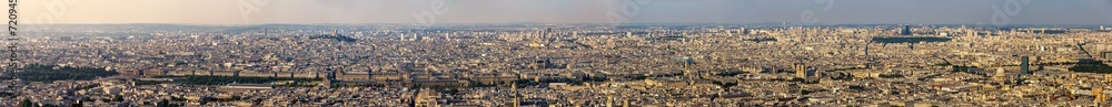Obraz premium Panorama of the centre of Paris from the Maine-Montparnasse