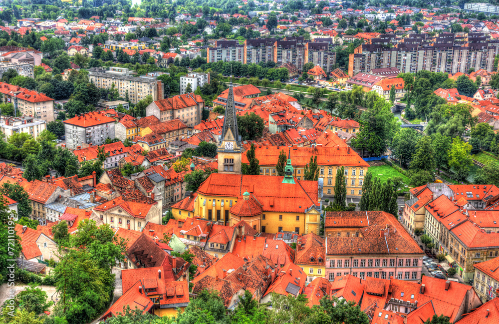 Naklejka premium Aerial view of Cerkev Sv. Jakoba in Ljubljana, Slovenia