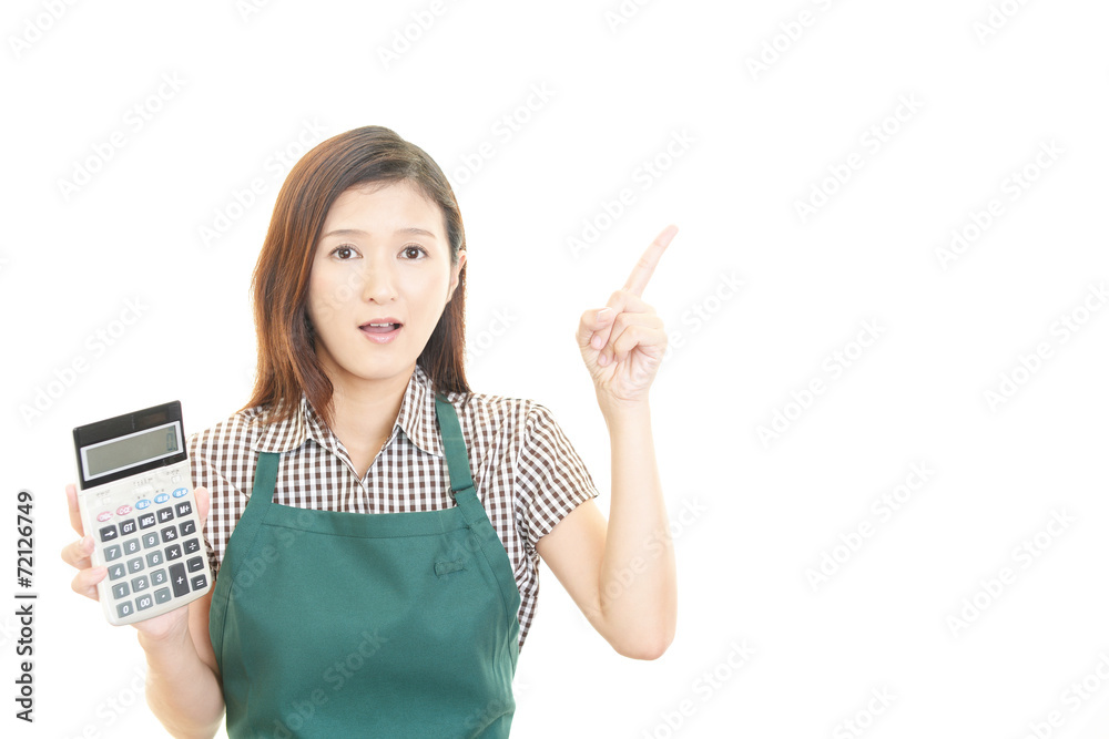 驚いた表情の主婦