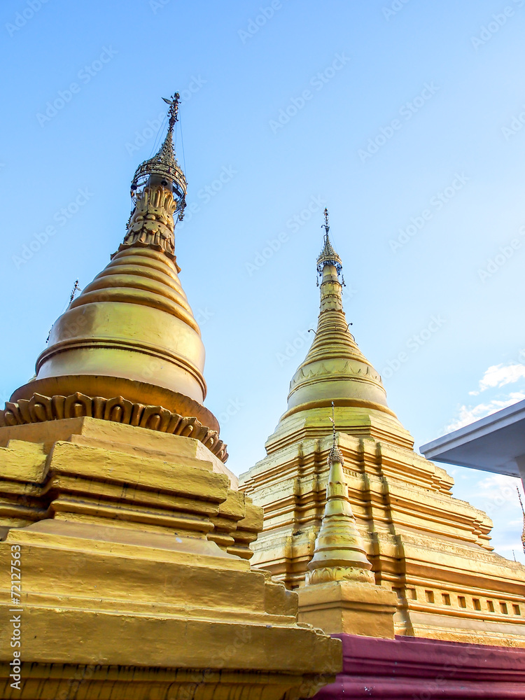 Fototapeta premium golden pagoda at Mandalay hill, Mandalay, Myanmar