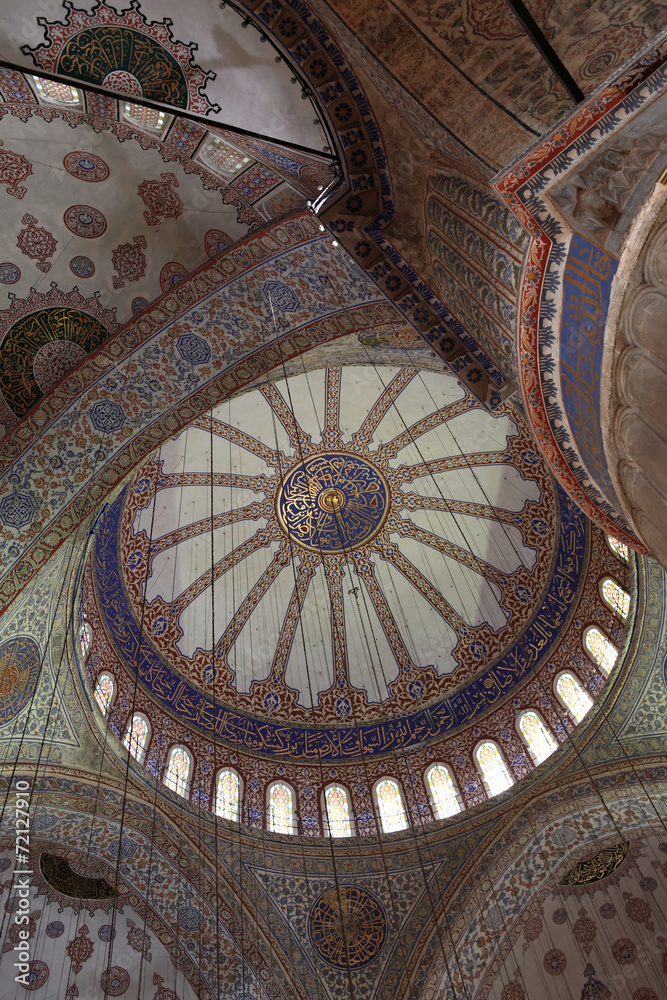 View main dome of Sultan Ahmed Mosque