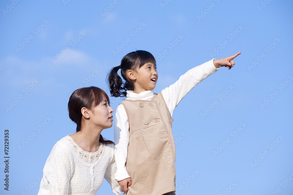 お母さんと女の子 お母さんと女の子