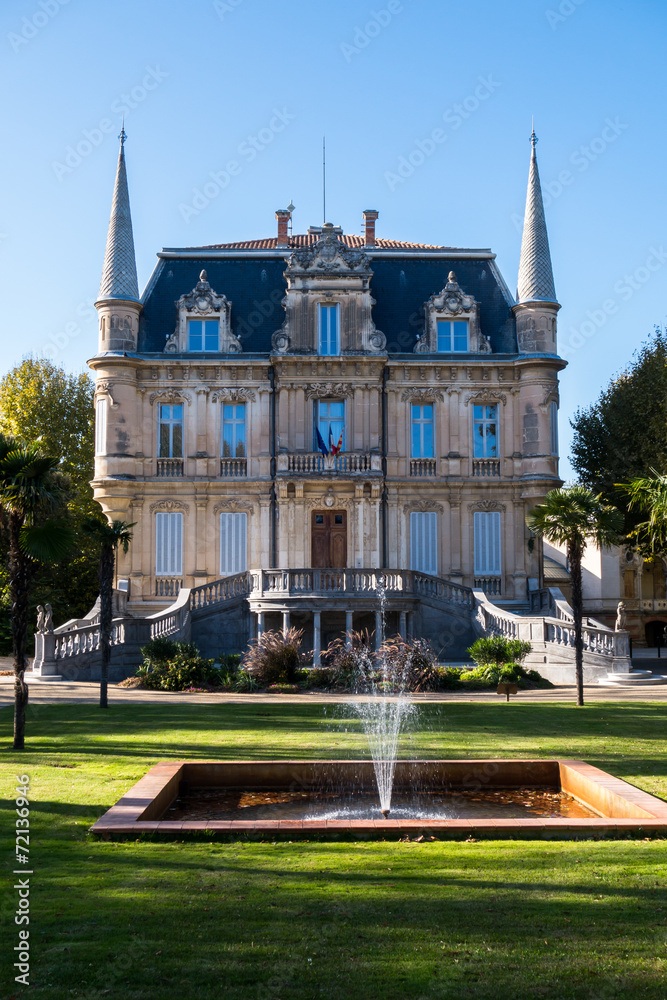 Fototapeta premium Château de Val-Seille Courthézon