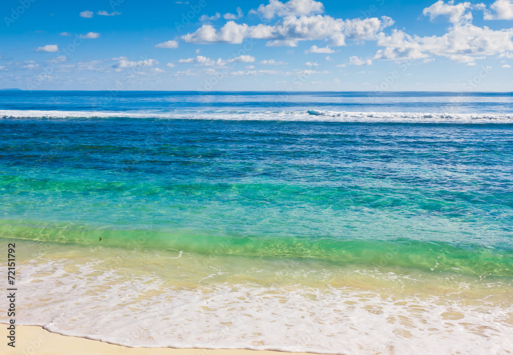 Obraz premium Waves Surf Splashing