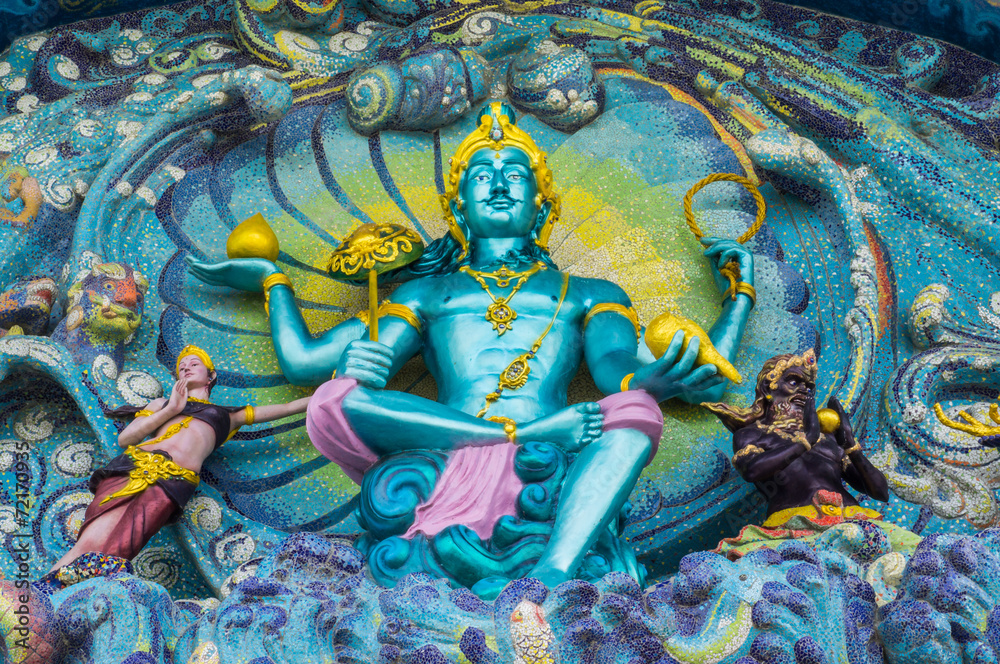 Fototapeta premium God of mythology sculpture on entrance