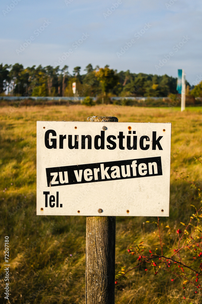 Aufkleber 'Grundstück Zu Verkaufen' – A9 Format 37x52 Mm, UV-beständig, Wetterfest, Bis 7 Jahre Haltbar