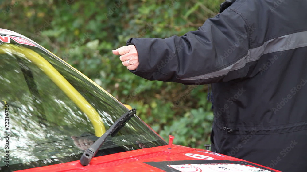 signal main compte à rebours course rallye kazy