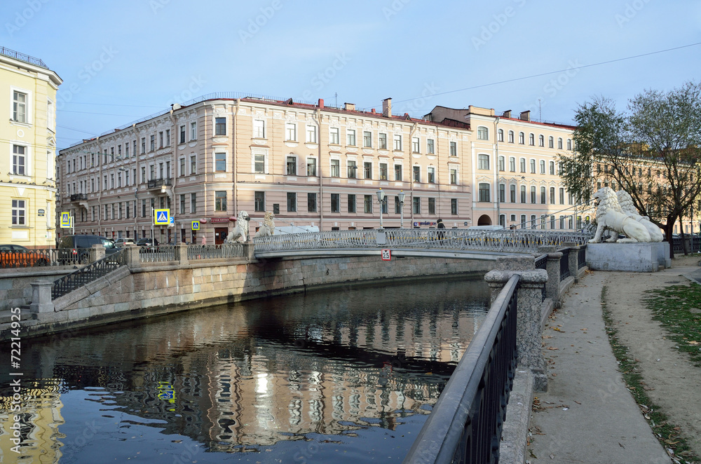 Санкт-Петербург. Львиный мост через канал Грибоедова