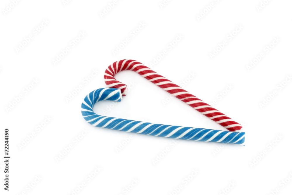 Obraz premium Candy cane heart isolated on white background