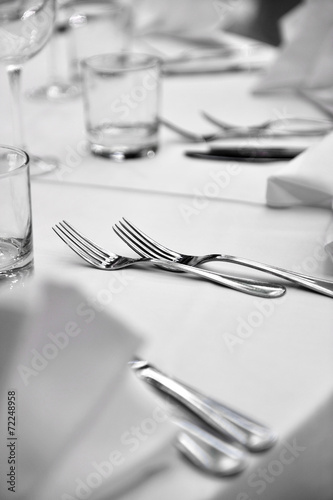 Elegant cutlery arangement on dinner table
