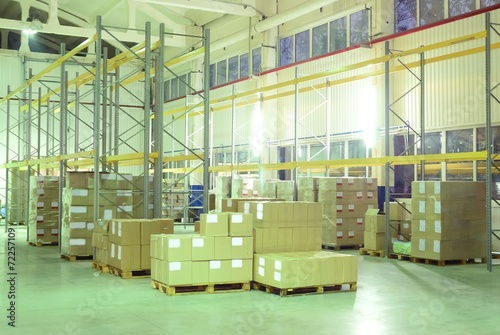 Light warehouse with yellow boxes