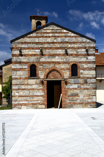 besnate   the old    brick tower sidewalk    lombardy photo