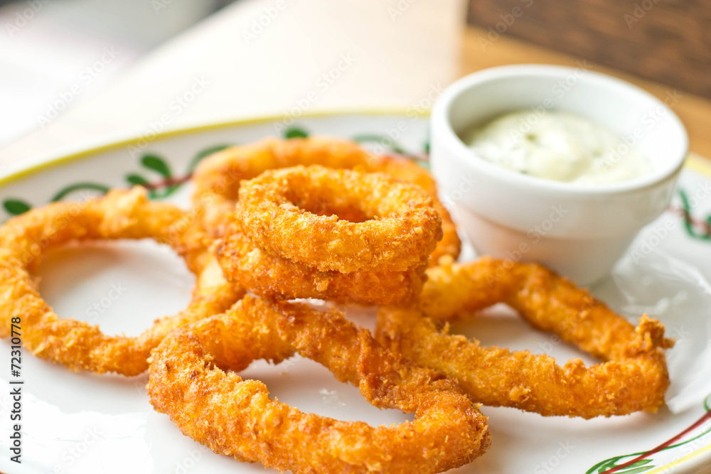 Deep Fried Calamari Rings and sauce Deep Fried Calamari Rings and sauce