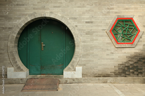 chinese round doorway